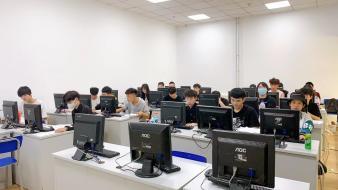 从初级职称到全链路赋能 计算机网络技术开发与服务的职业成长路径